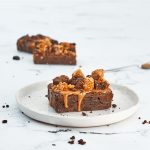 SCHOKO-KARAMELL BROWNIE (75G)